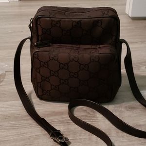 Authentic Gucci Crossbody bag in good condition